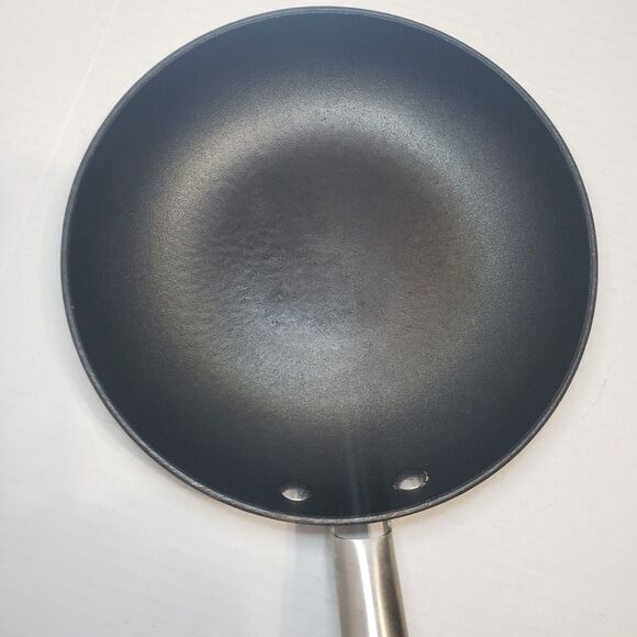 Klok Cast Iron Fry Pan Skillet 8 Inch Stainless Steel Long Handle Green Bottom - Picture 2 of 8